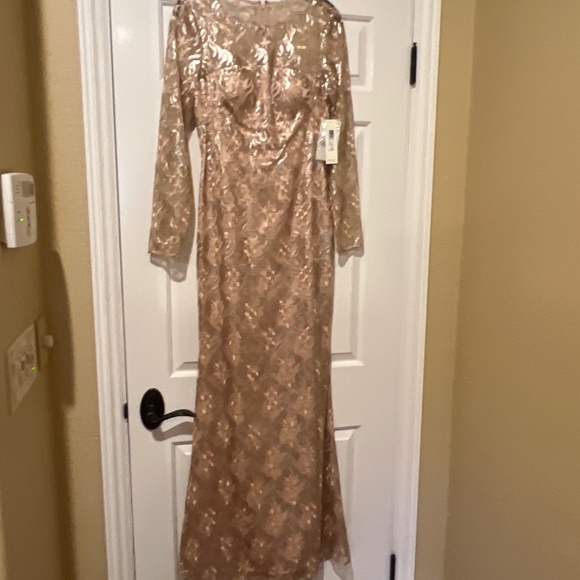 Eliza J mother of the bride or groom dress - Picture 3 of 6